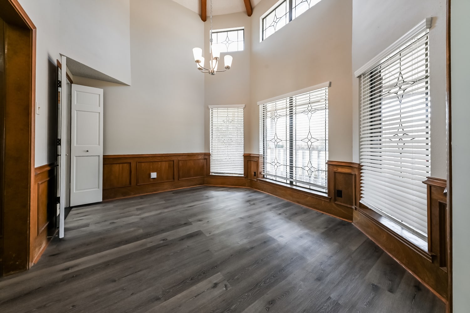 1806 Seabrook photo 5