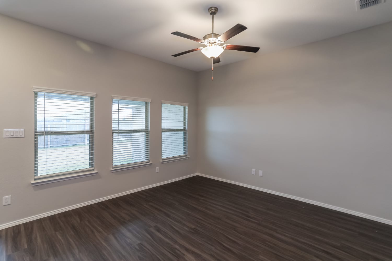 441 Pollyann Trail, Roanoke, TX 76052 photo 5