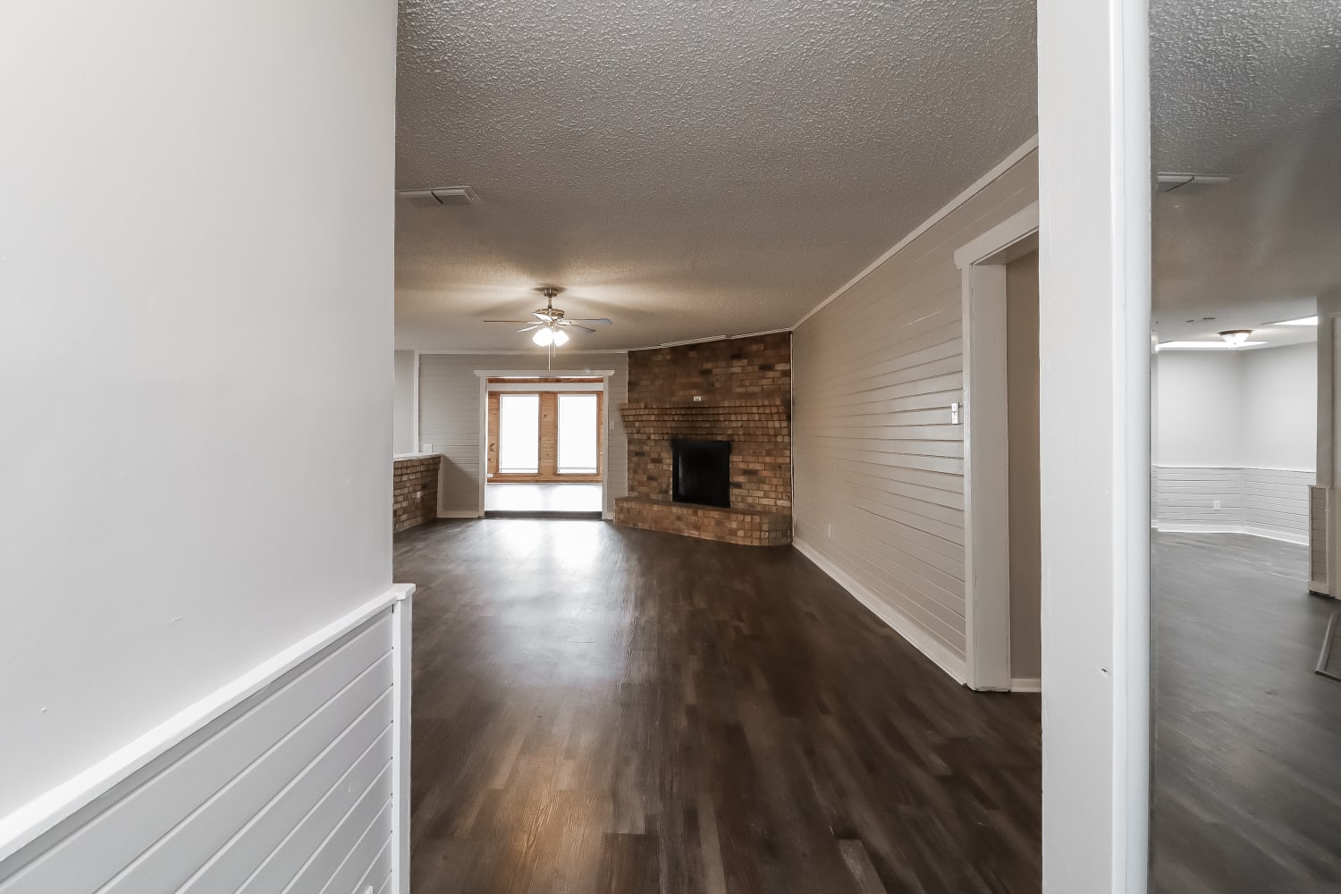 3212 Glenmont photo 3