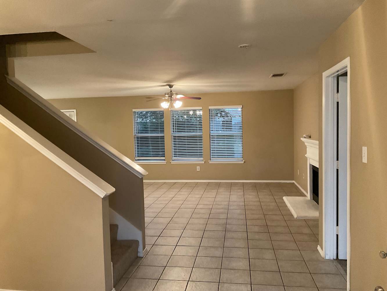 1002 Chatham photo 5