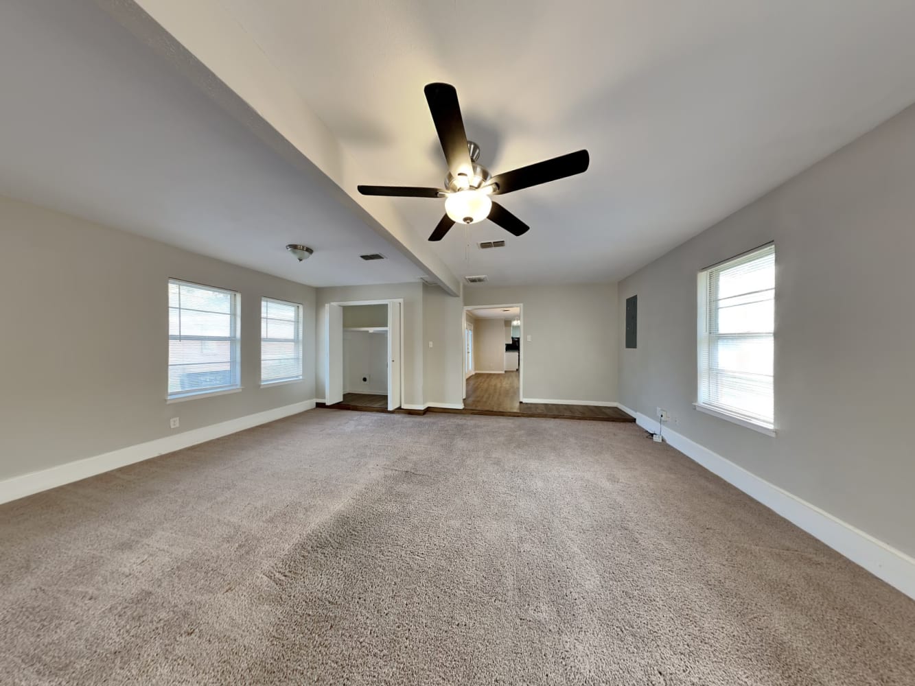 5716 Wheaton photo 3