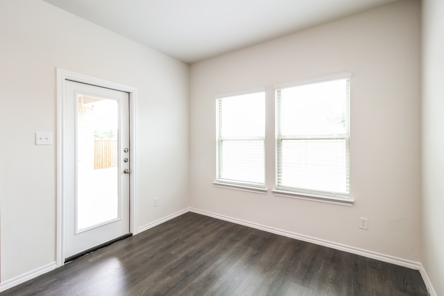3124 Glazner photo 2