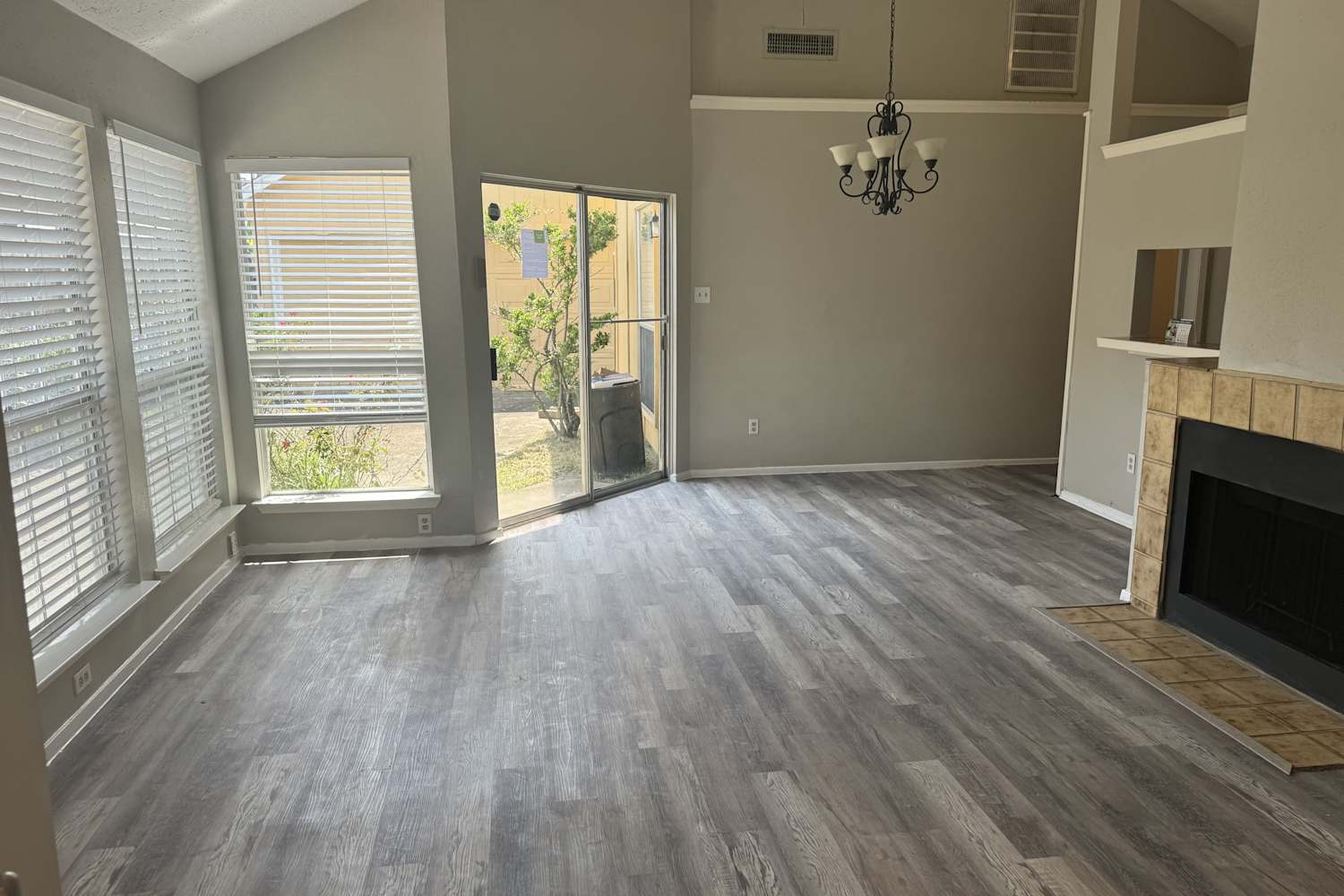 11626 Sagecreek Drive photo 3