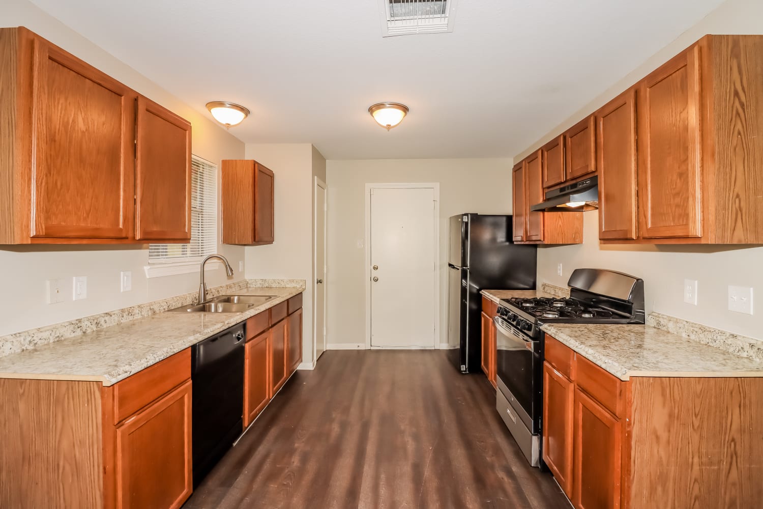 8318 Black Pool Street photo 5