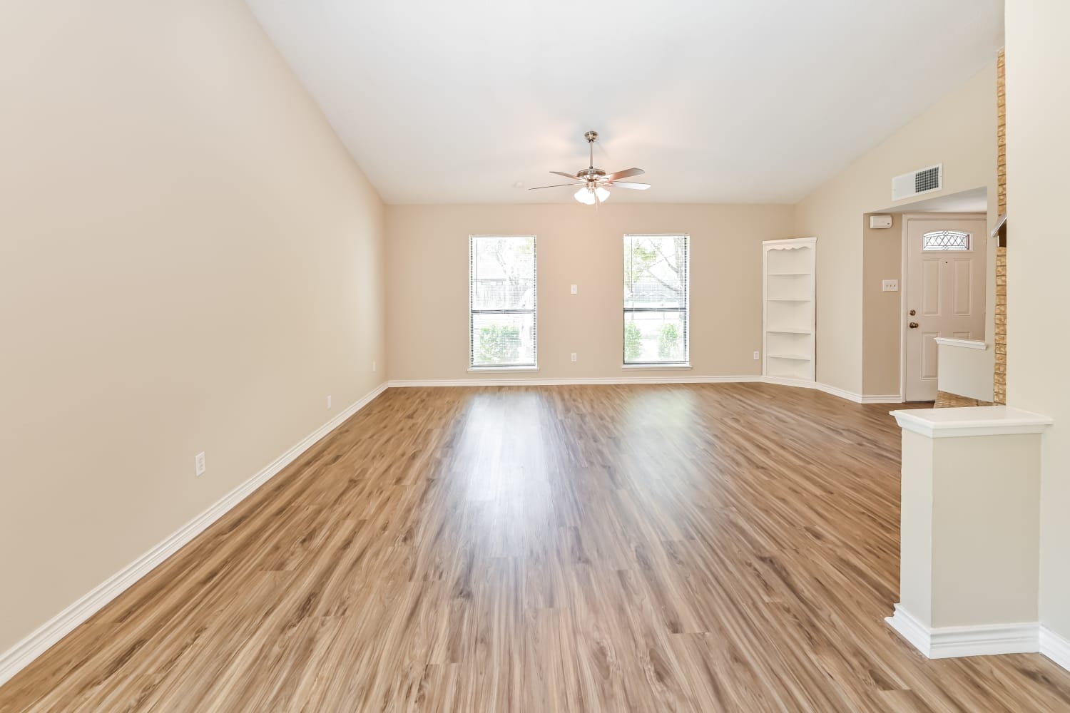 22710 Melham Lane photo 2