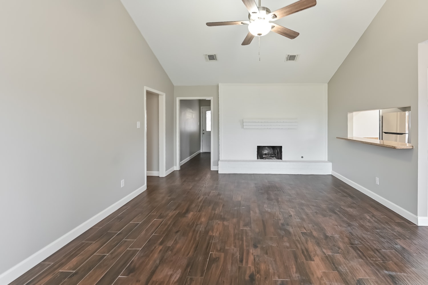 11122 Kirwin Lane photo 4