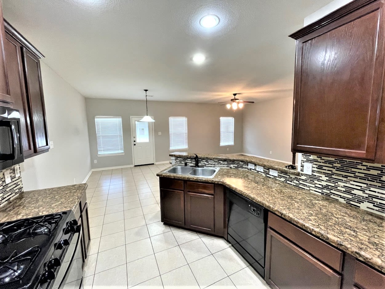10118 Black Birch Lane photo 5