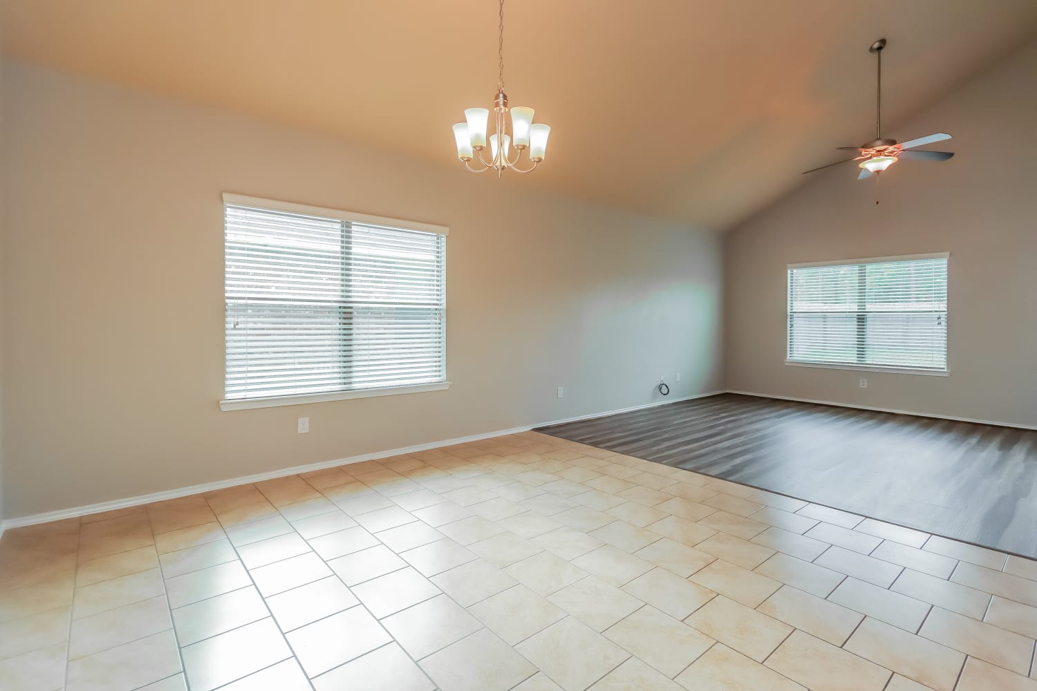23435 Dukes Run Drive photo 4