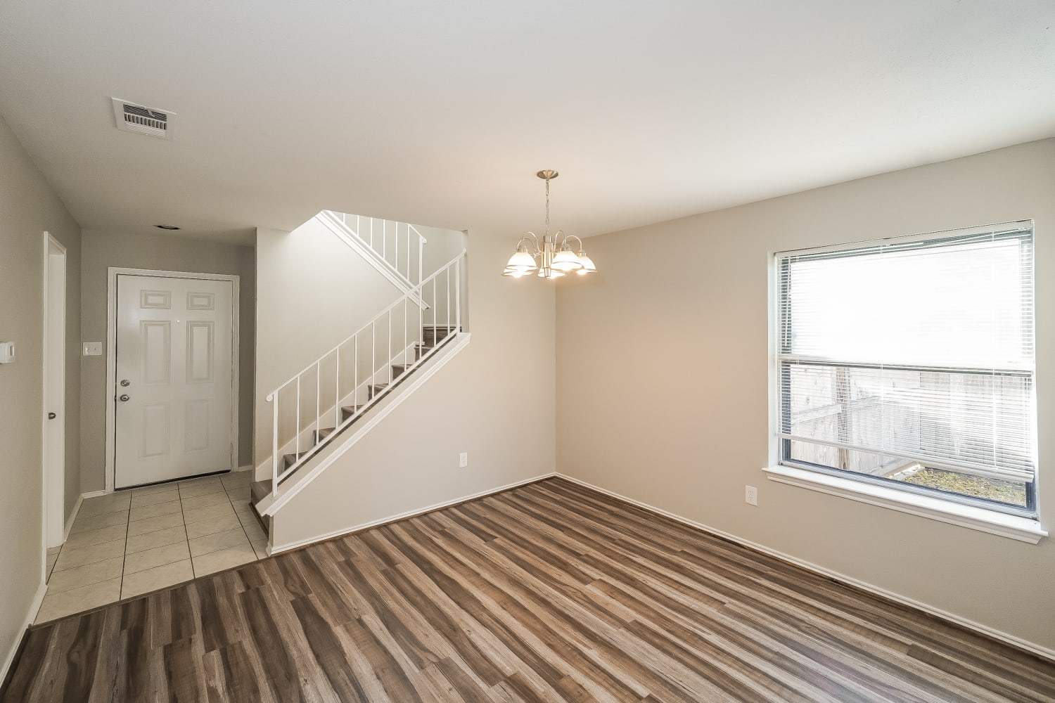6915 Eagle Ridge Drive, Katy, TX 77449 photo 3