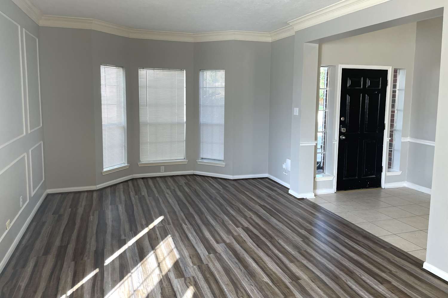 16811 Valley Palms Drive photo 2