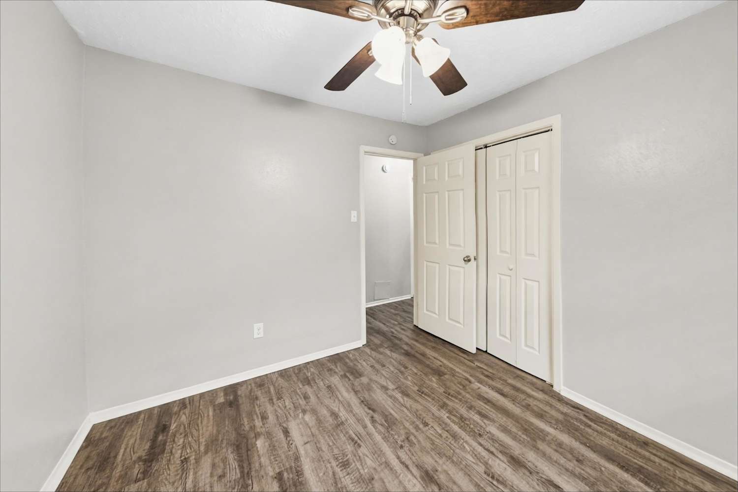 602 Dixie Drive photo 4