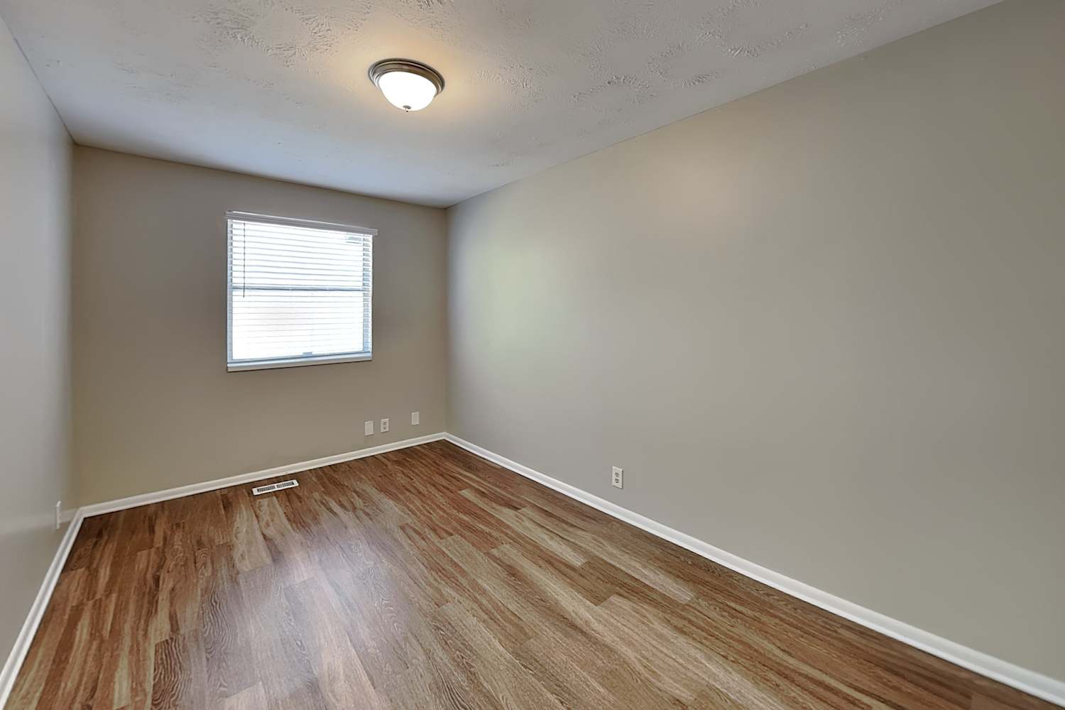 4980 W Shooting Star Ave photo 5