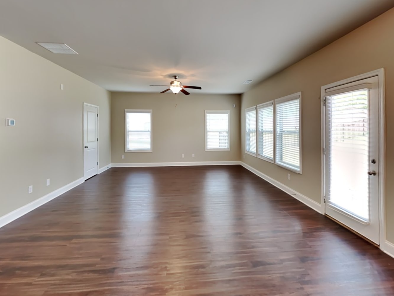 227 Sage Dr photo 4