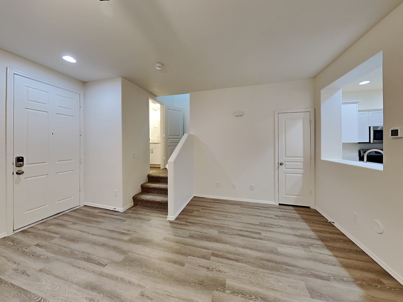 114 E Palomino Dr photo 4