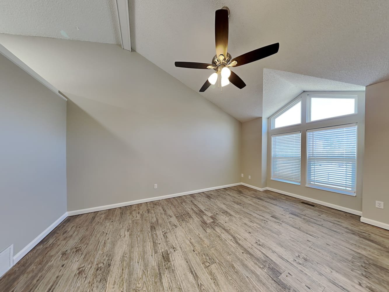 1026 Rancher Dr photo 5