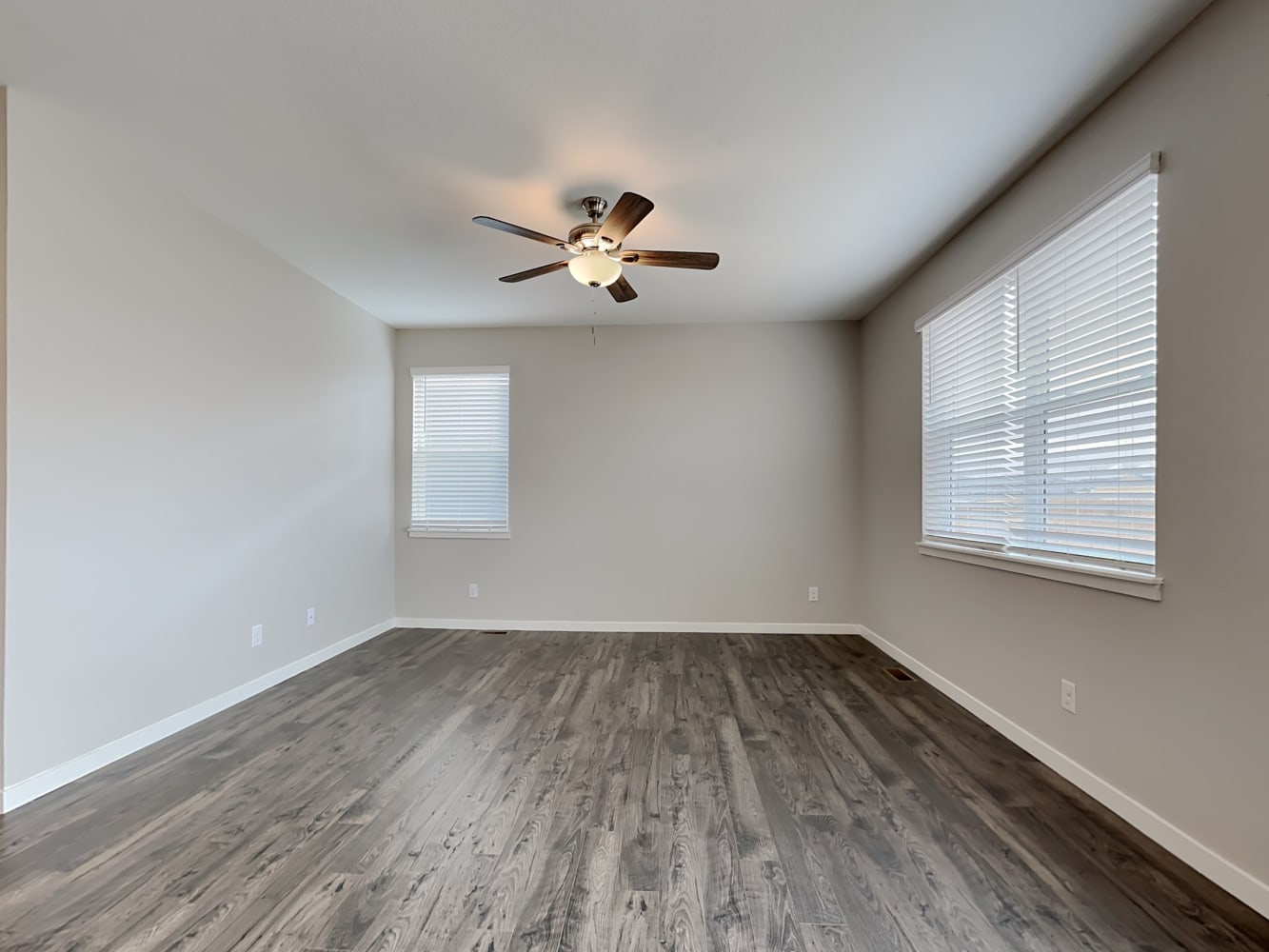 10249 Castor Dr photo 3