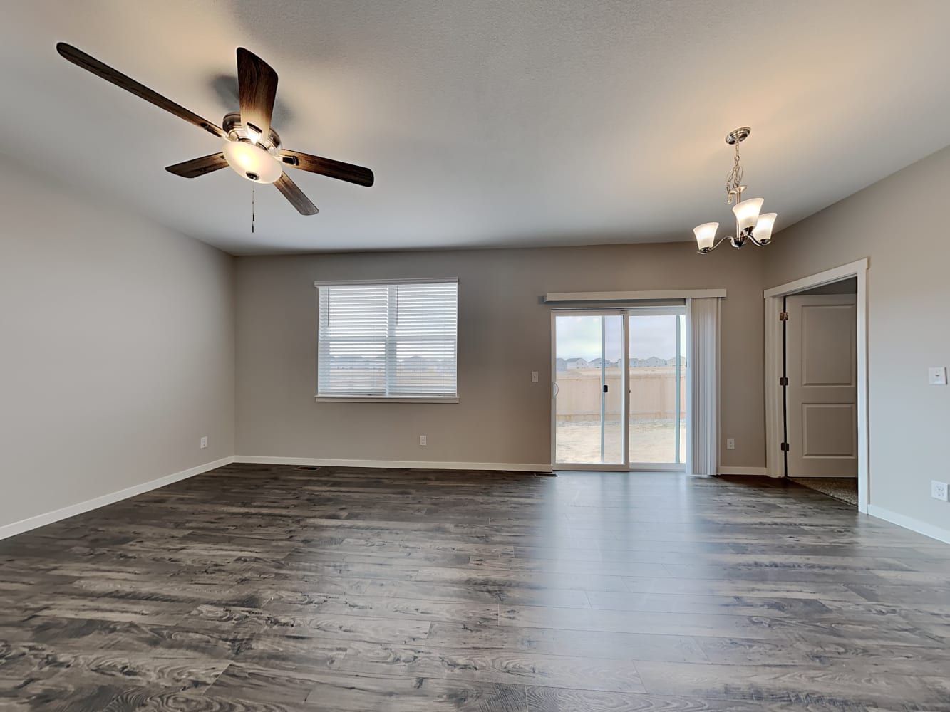 10249 Castor Dr photo 4