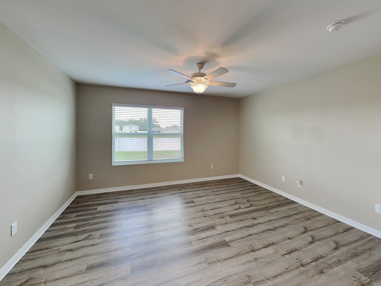 4018 Willow Branch Pl photo 3