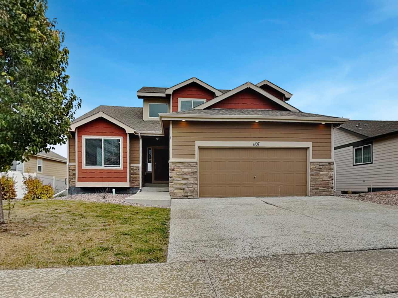 1107 Ibex Dr photo 2