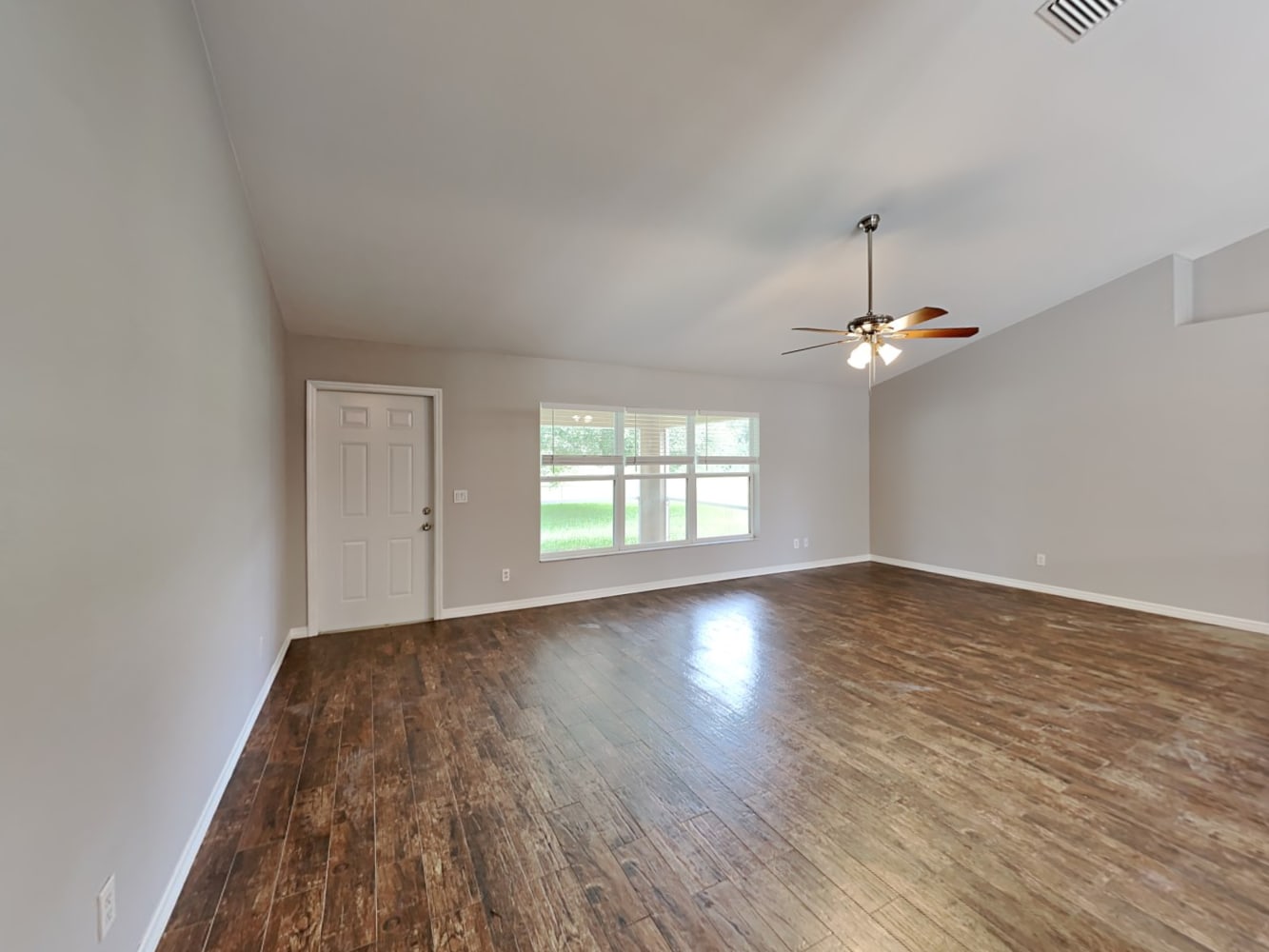25208 Palisade Rd photo 4