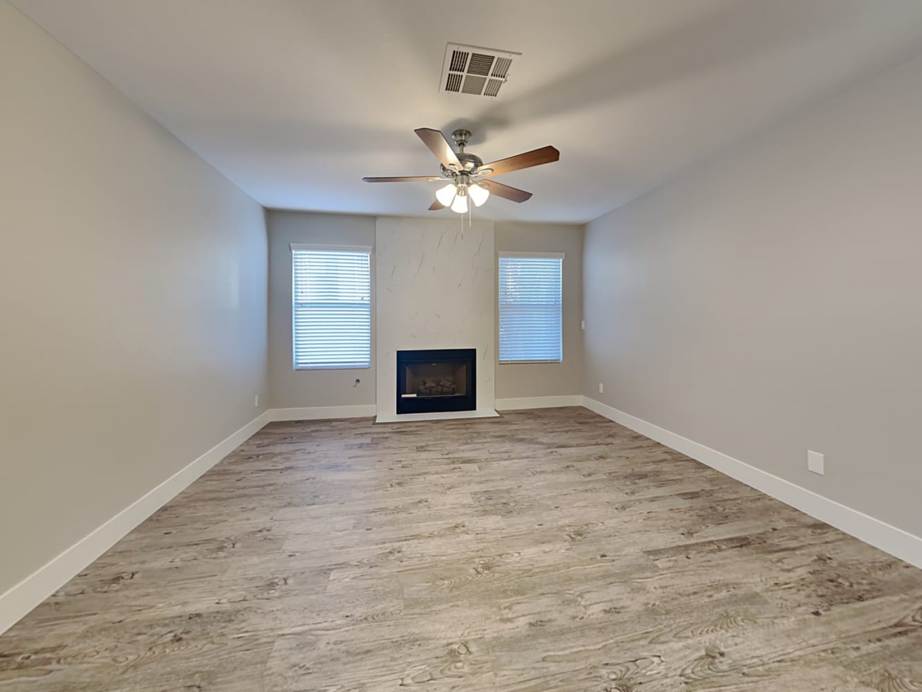 9316 Deer Lodge Ln photo 4