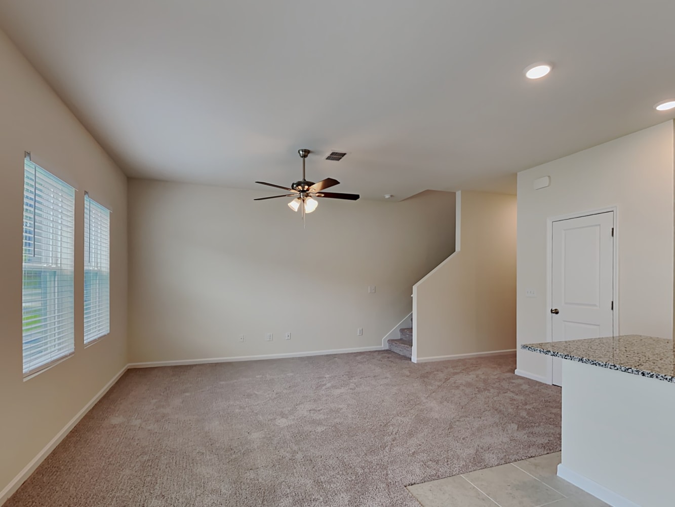 2301 Litchfield Loop photo 4