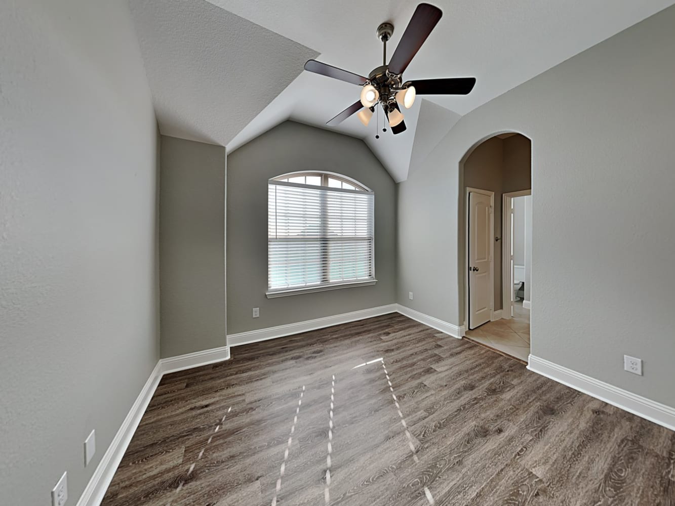 1724 Bertino Way photo 4