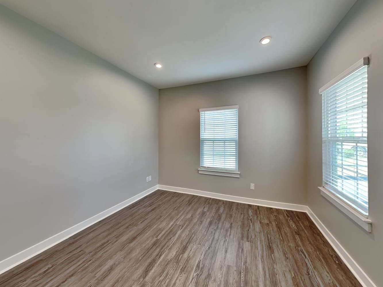 1625 Tundra Ln photo 5