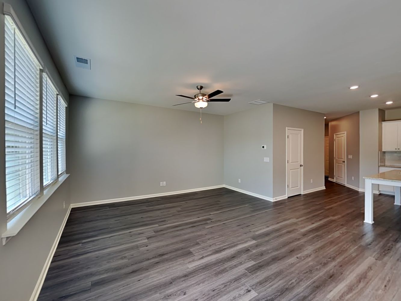 143 Webster Cir photo 4