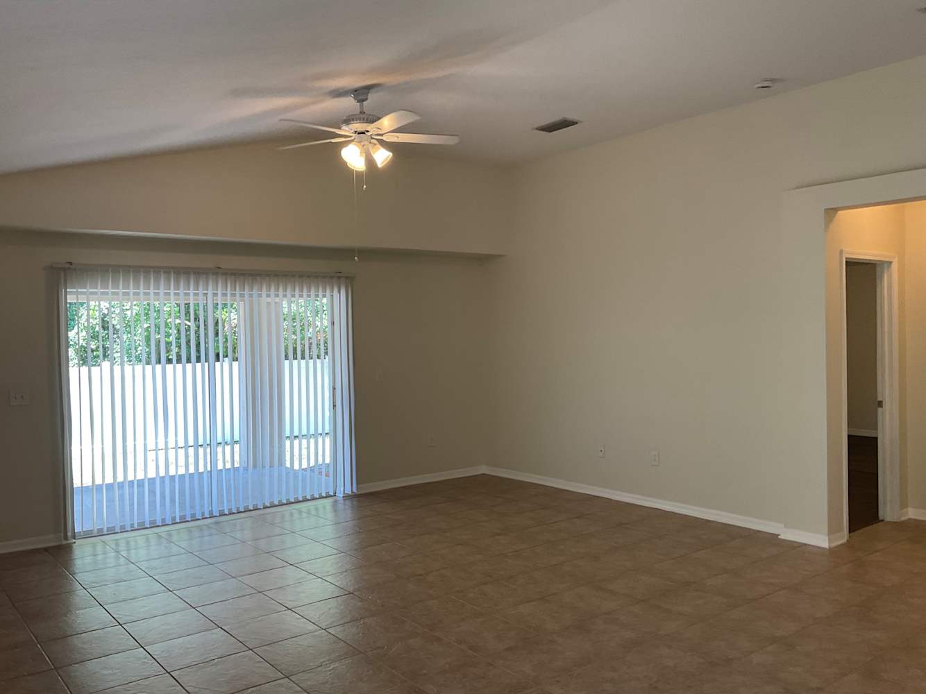 13201 Old Florida Cir photo 4