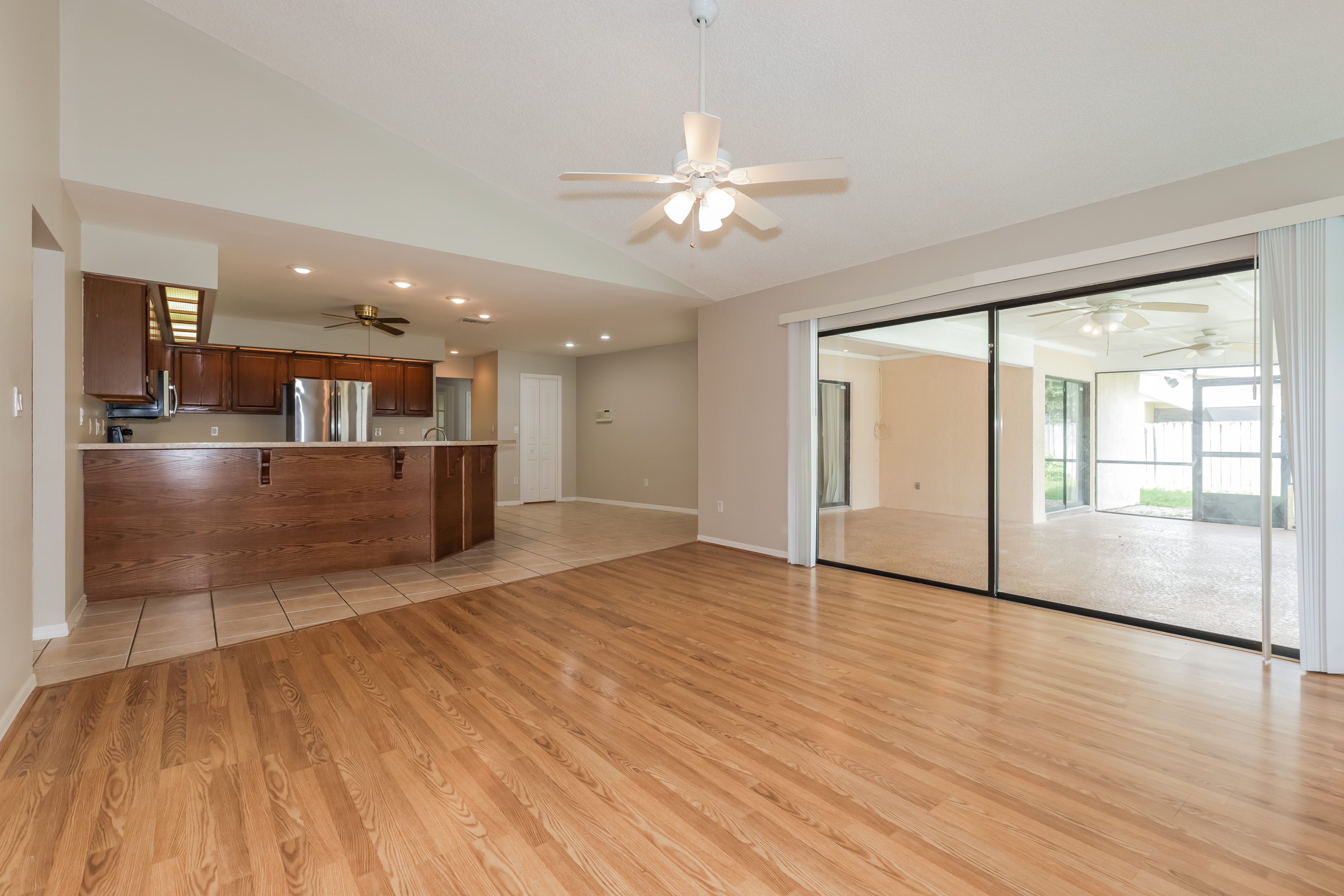 1412 Holleman Dr photo 3