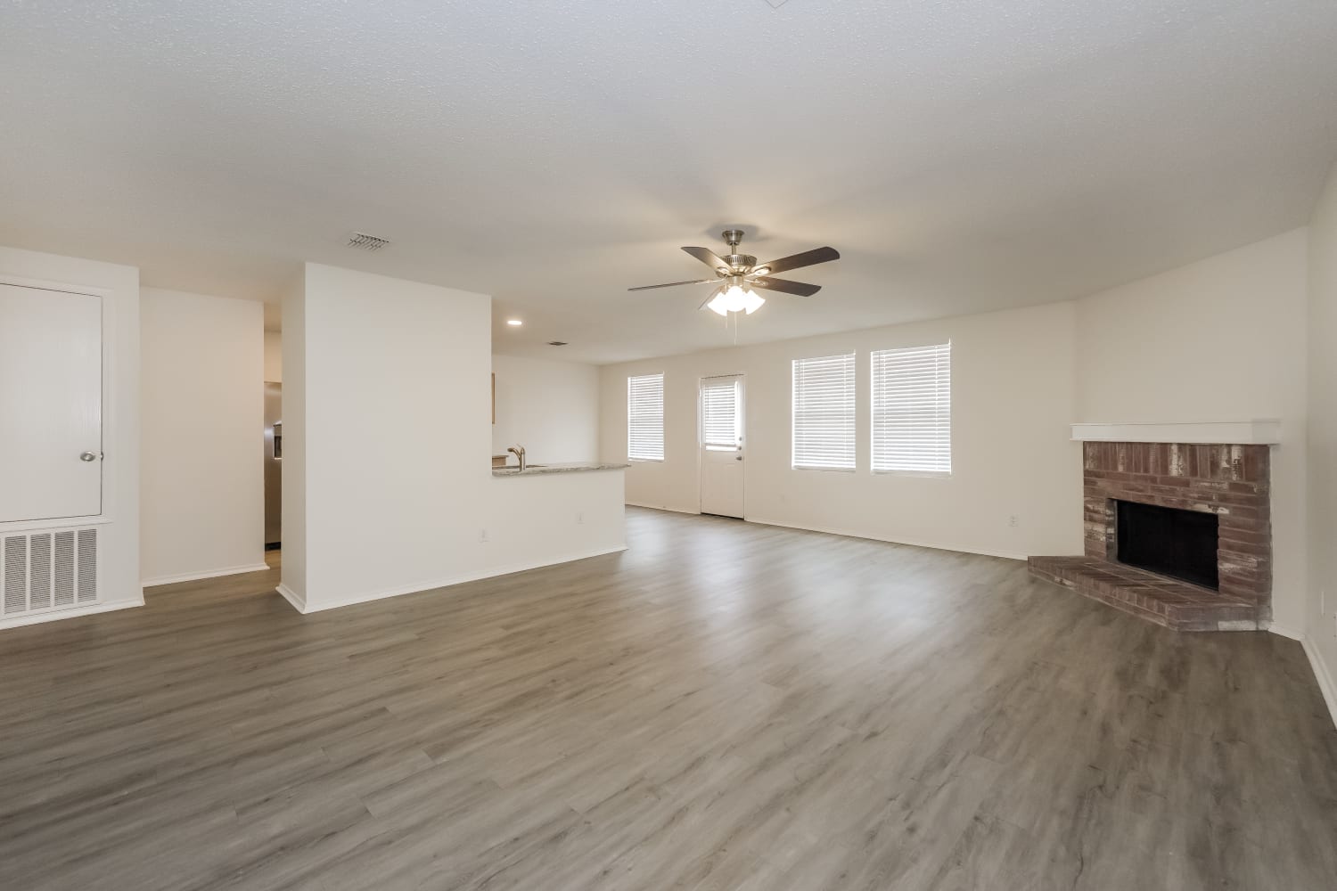 1428 Anna Lea Ln photo 5