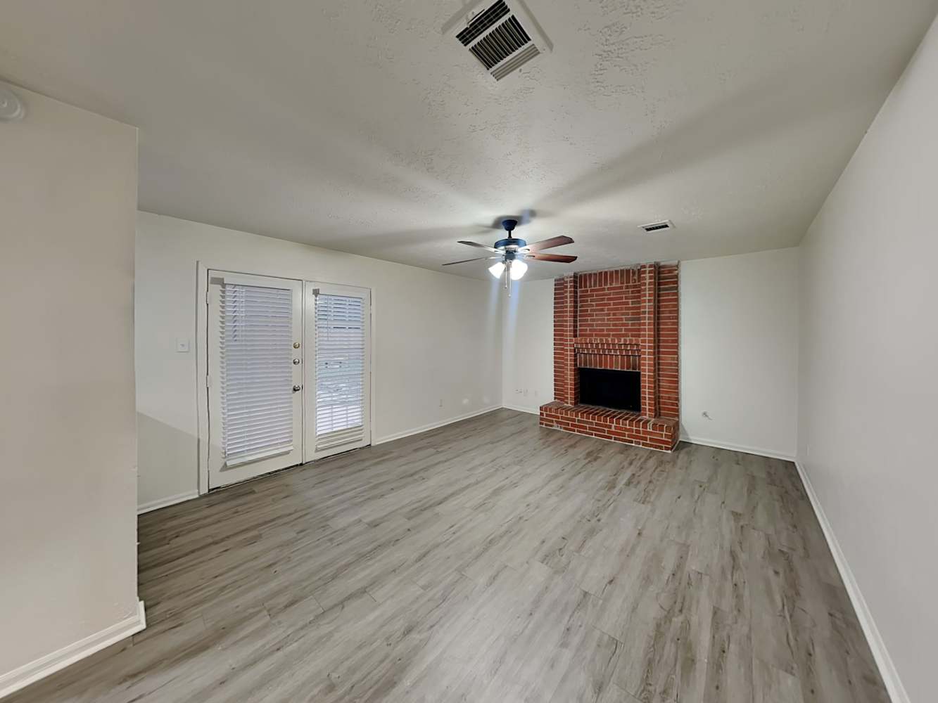 16206 Elm Point Ct photo 4