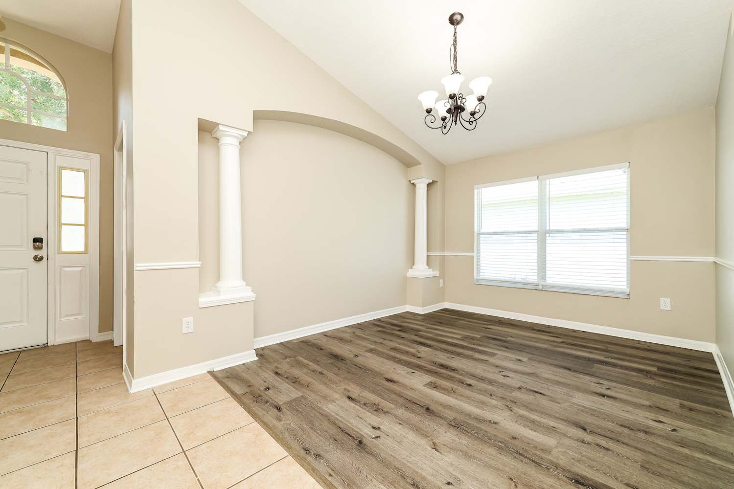 16320 Bridgeglade Ln photo 5