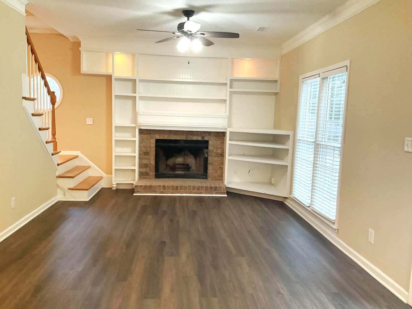 17004 Cambridge Grove Dr photo 2