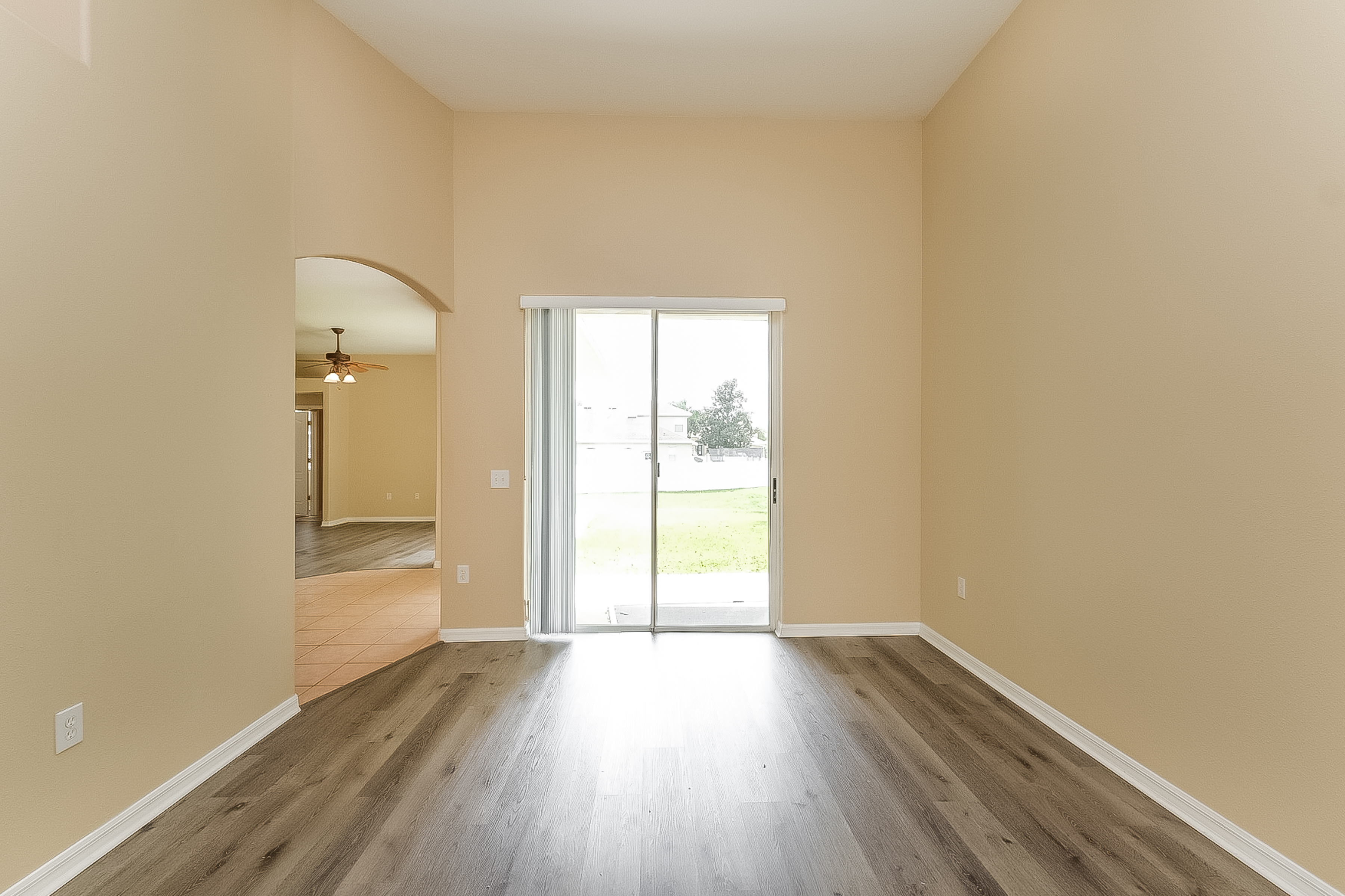 2620 Abbey Grove Dr photo 3
