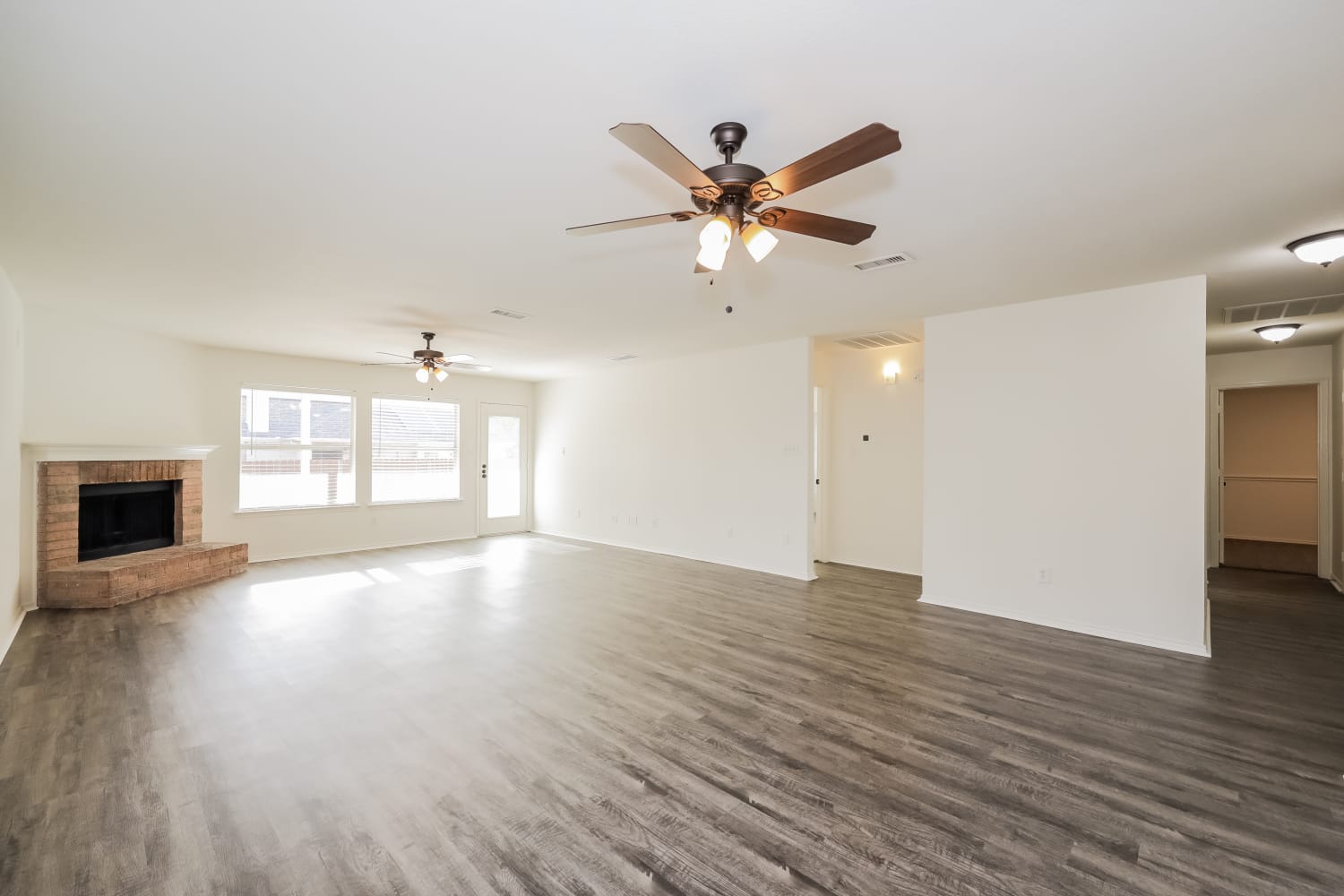 320 Bicole Dr photo 3
