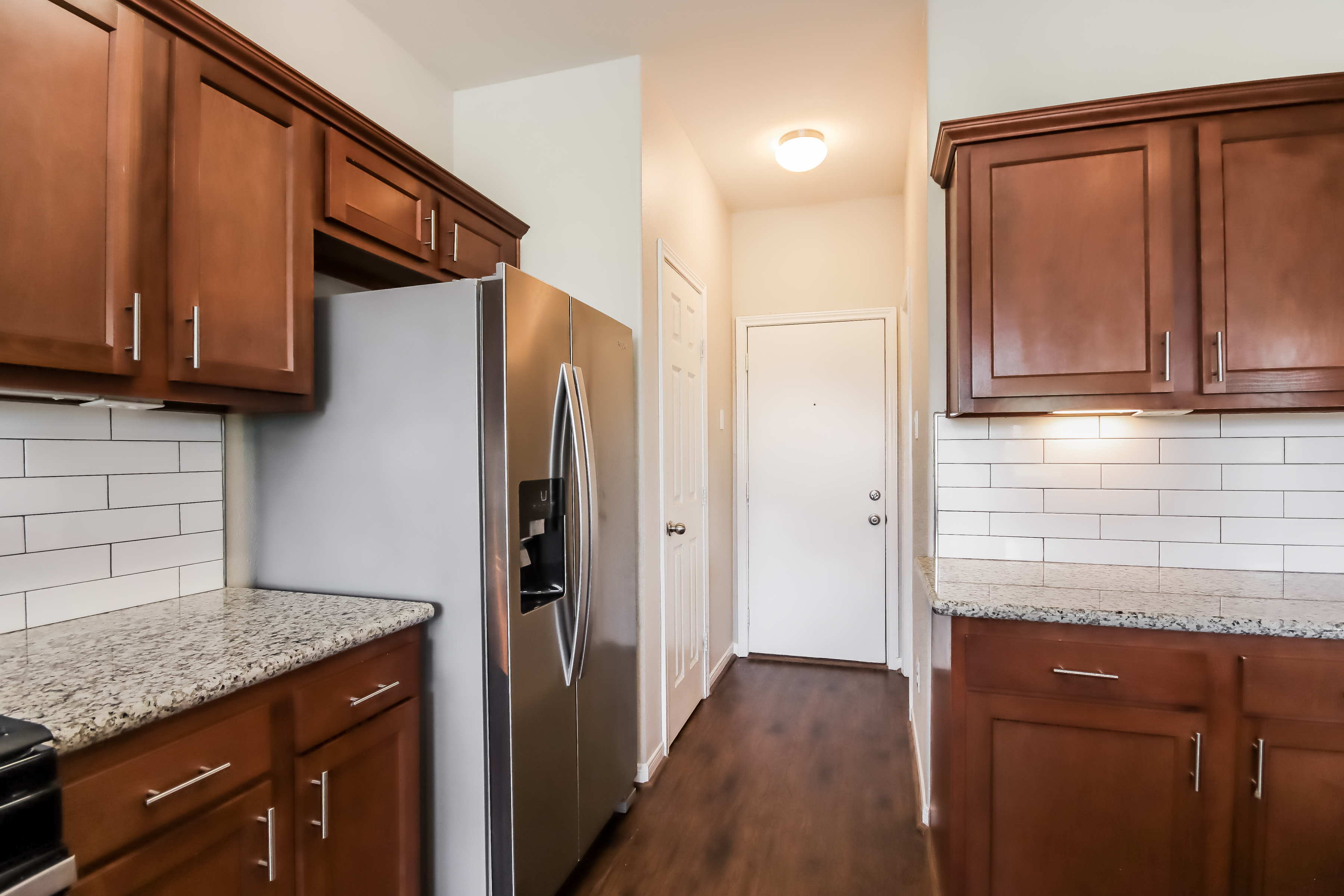 18702 Walden Glen Cir photo 5