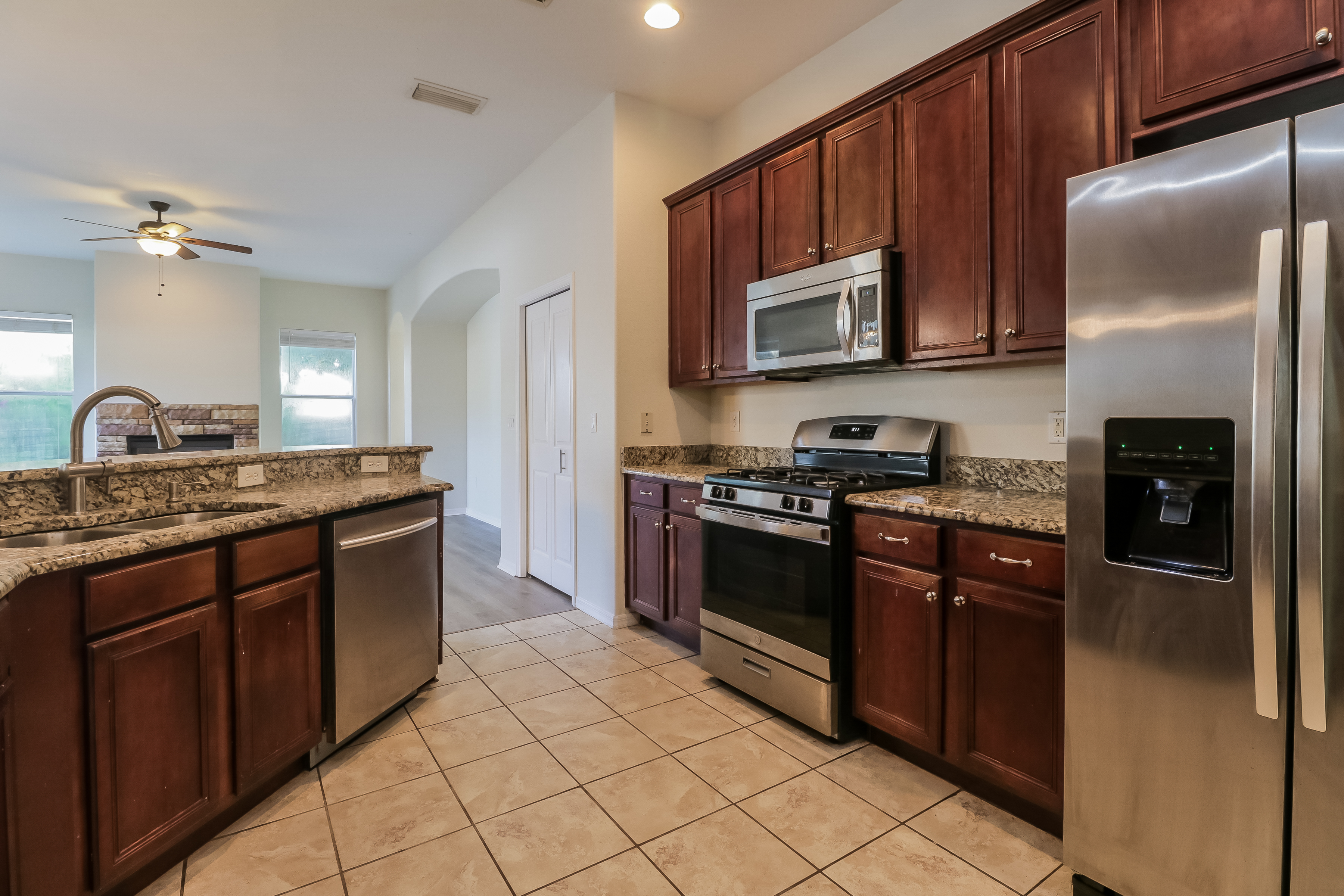 31313 Anniston Dr photo 5