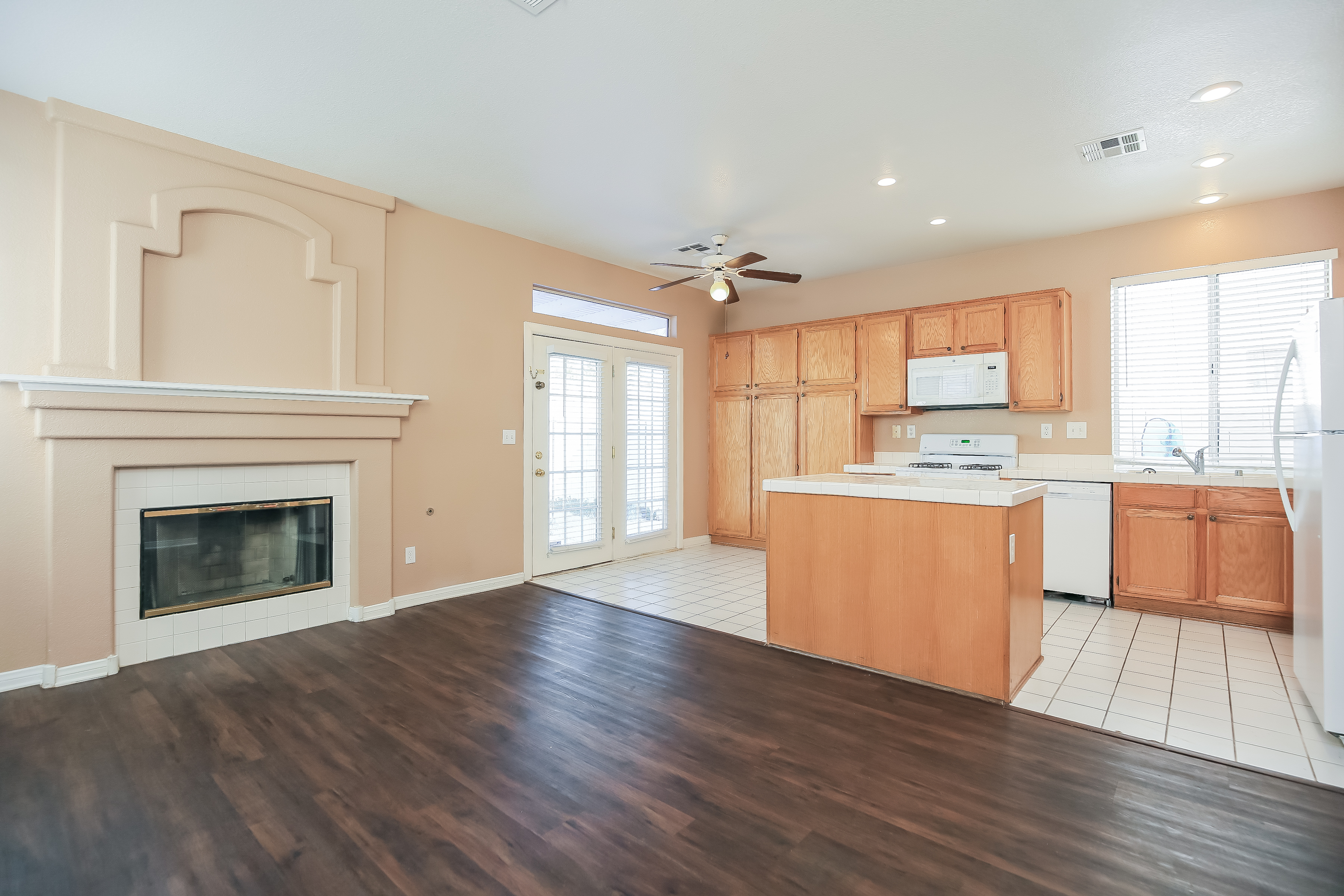 2233 Warm Walnut Dr photo 2