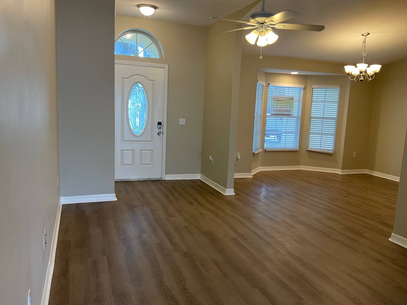 4207 Floating Orchid Ct photo 3