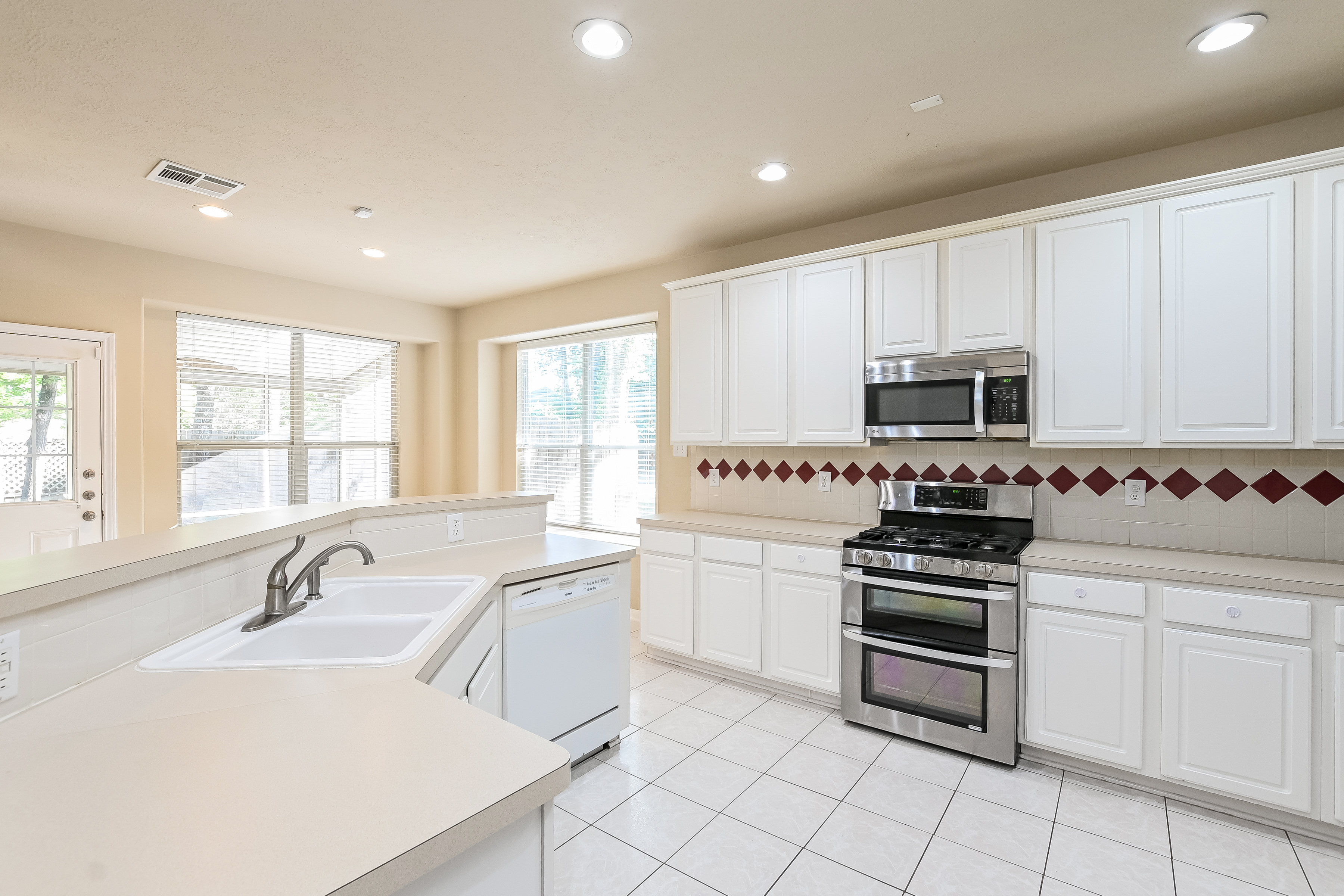 43 S Acacia Park Cir photo 5