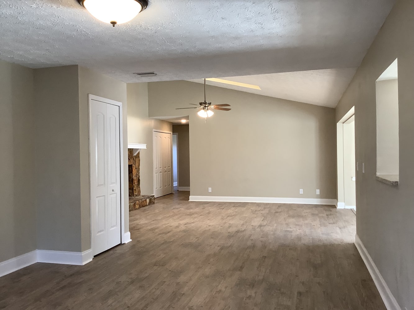 4305 Elton Pl photo 5