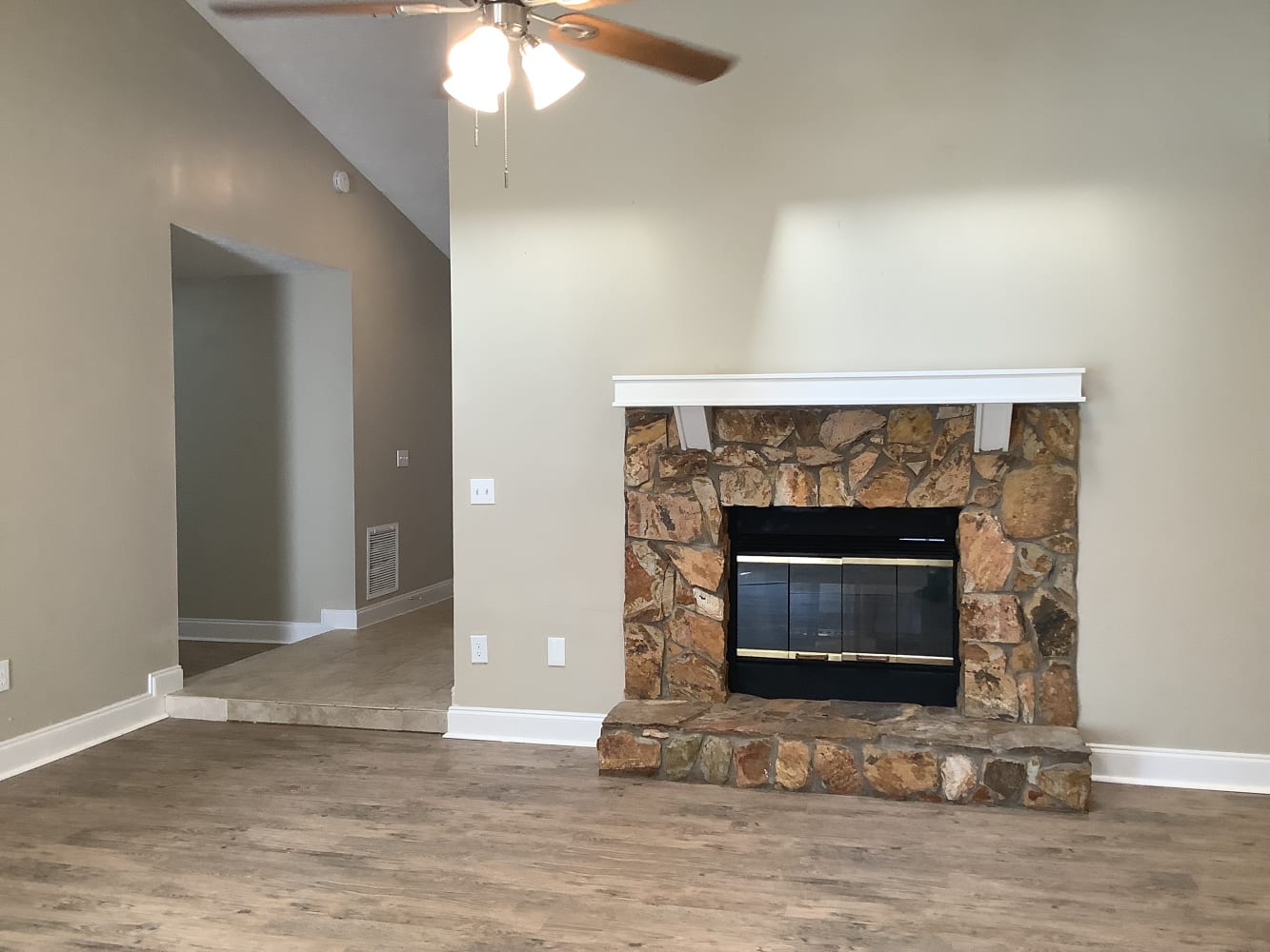 4305 Elton Pl photo 4