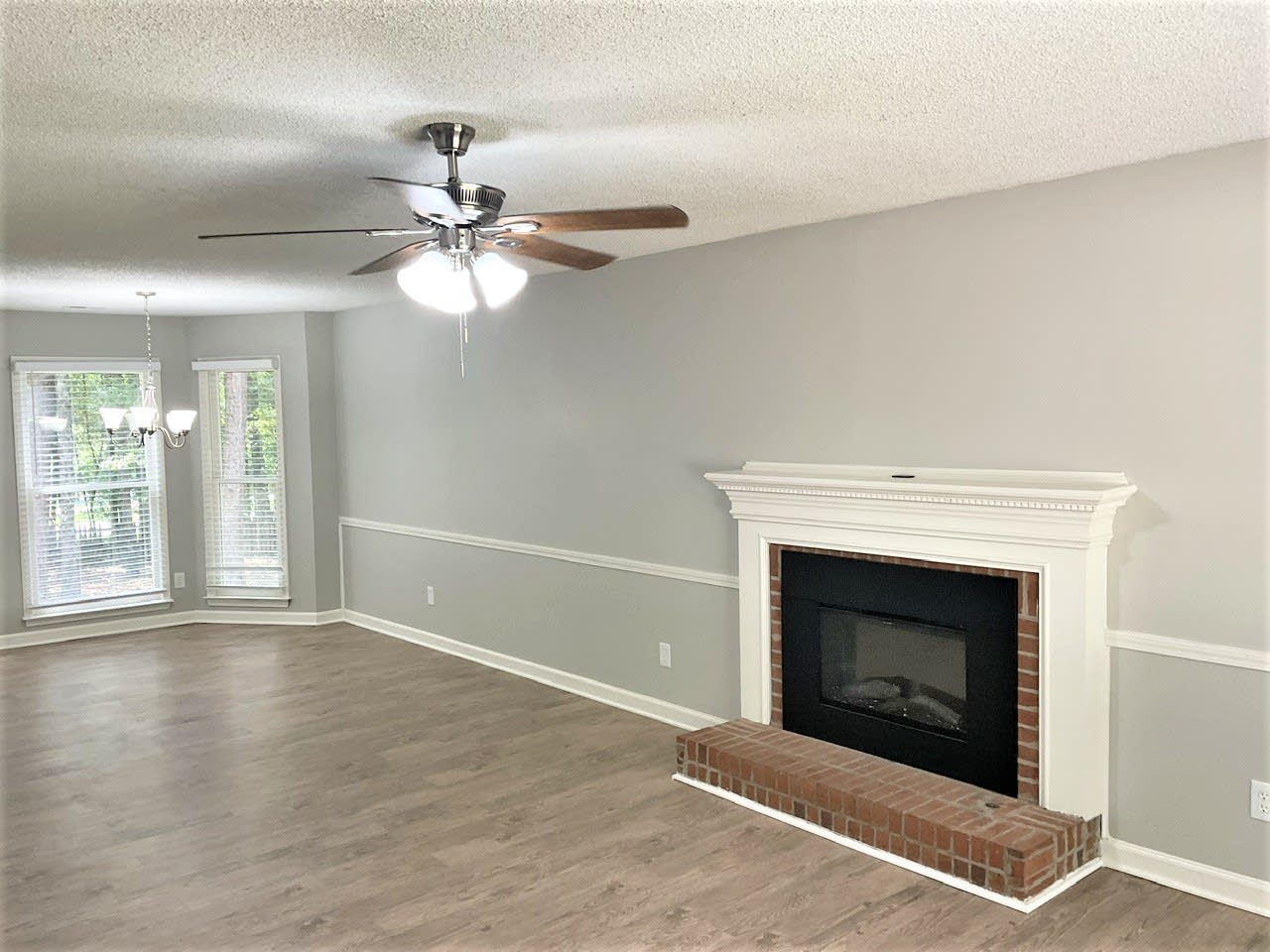 330 Brooke Wood Dr photo 2