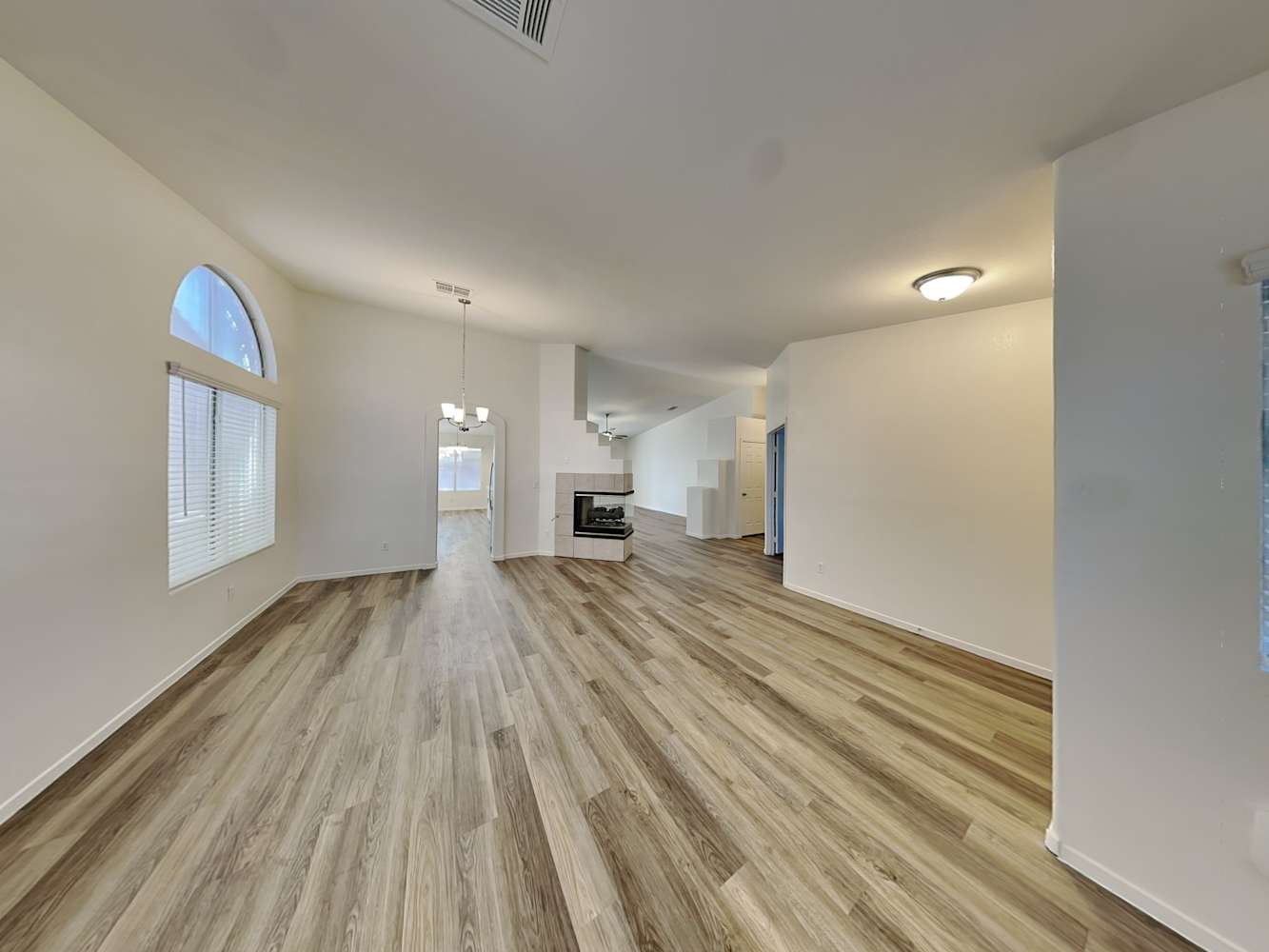 6285 Hill Haven Ave photo 3