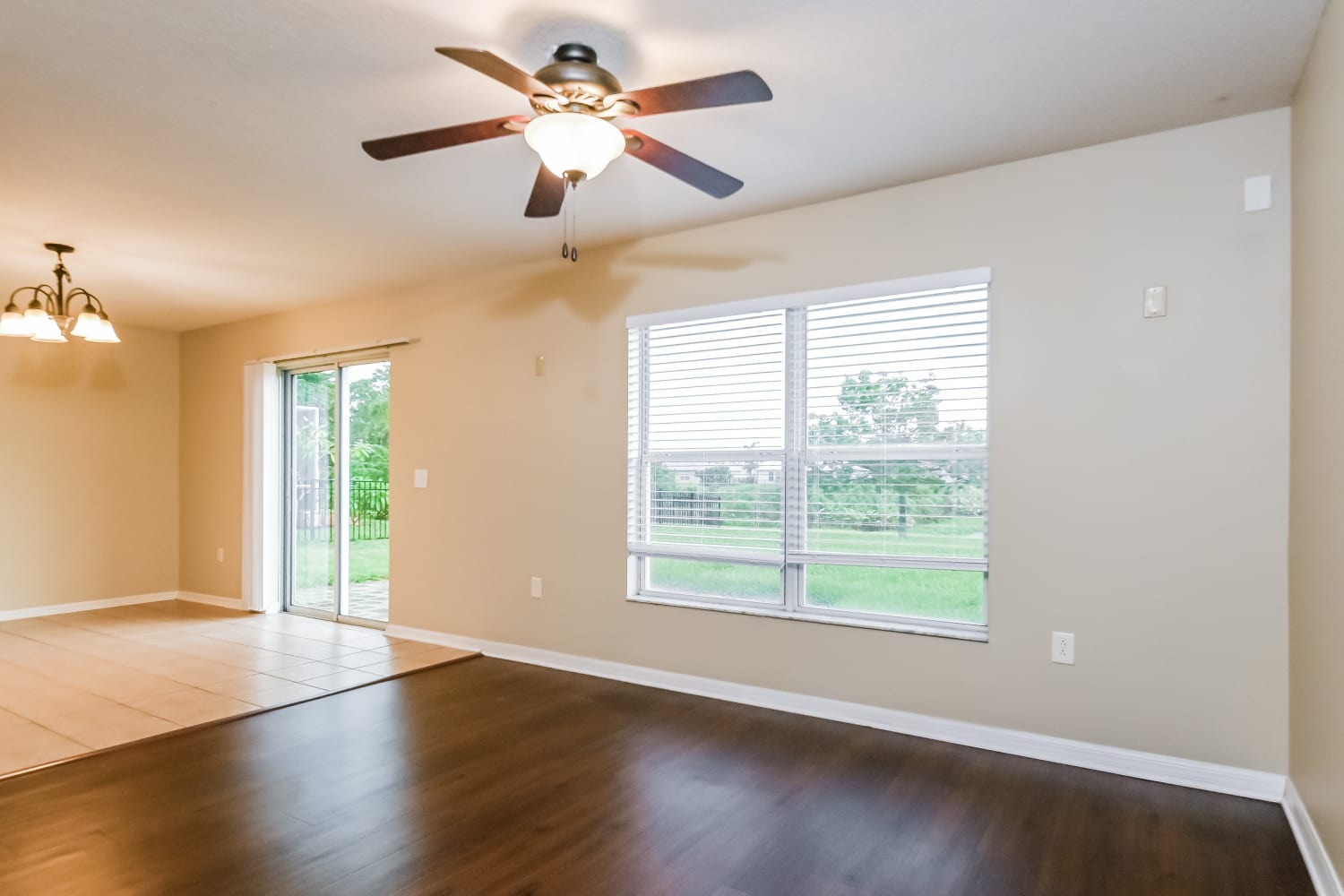 5239 Moon Shell Dr photo 4