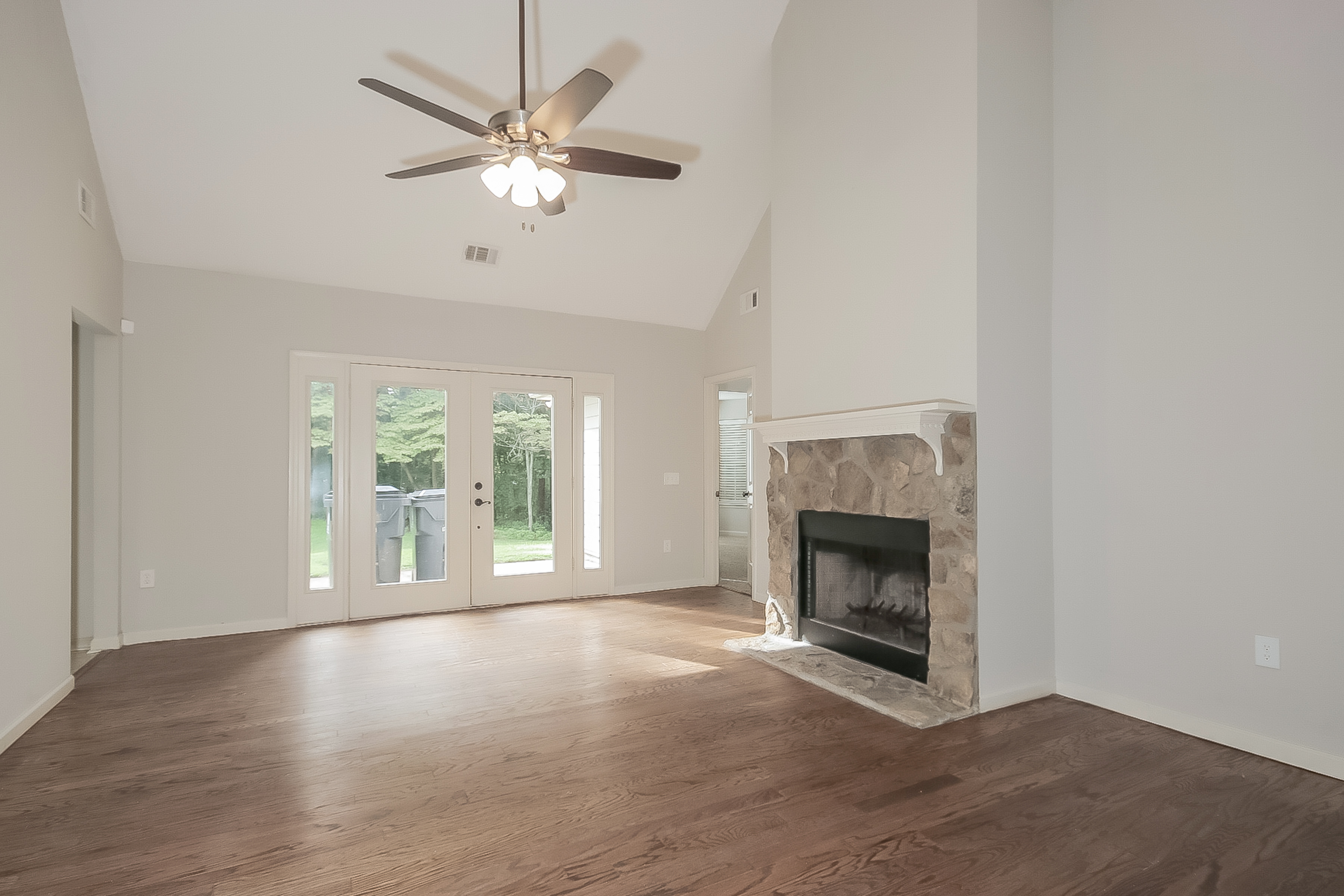 5147 Spring Glen Ct photo 3