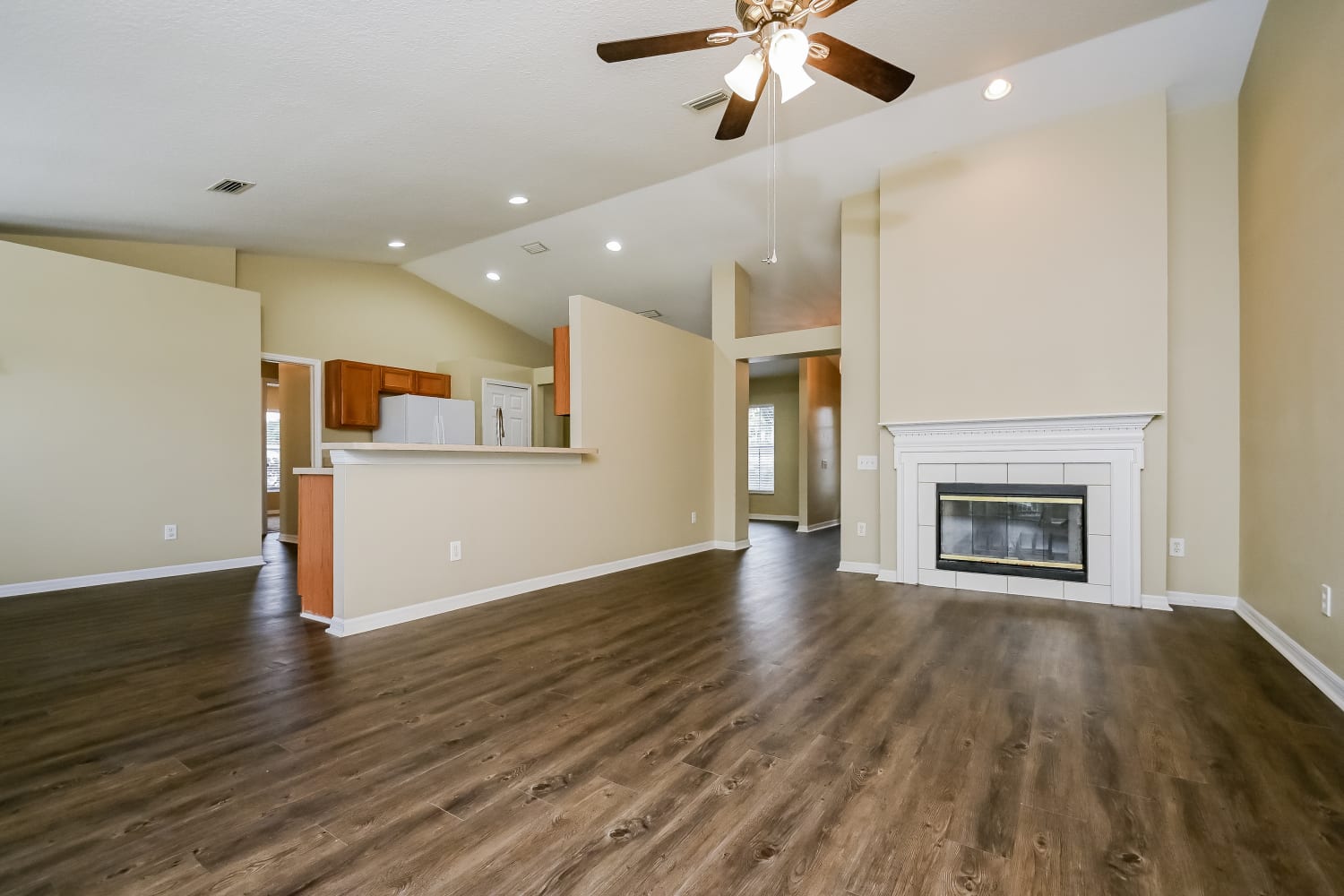6605 Clair Shore Dr photo 3
