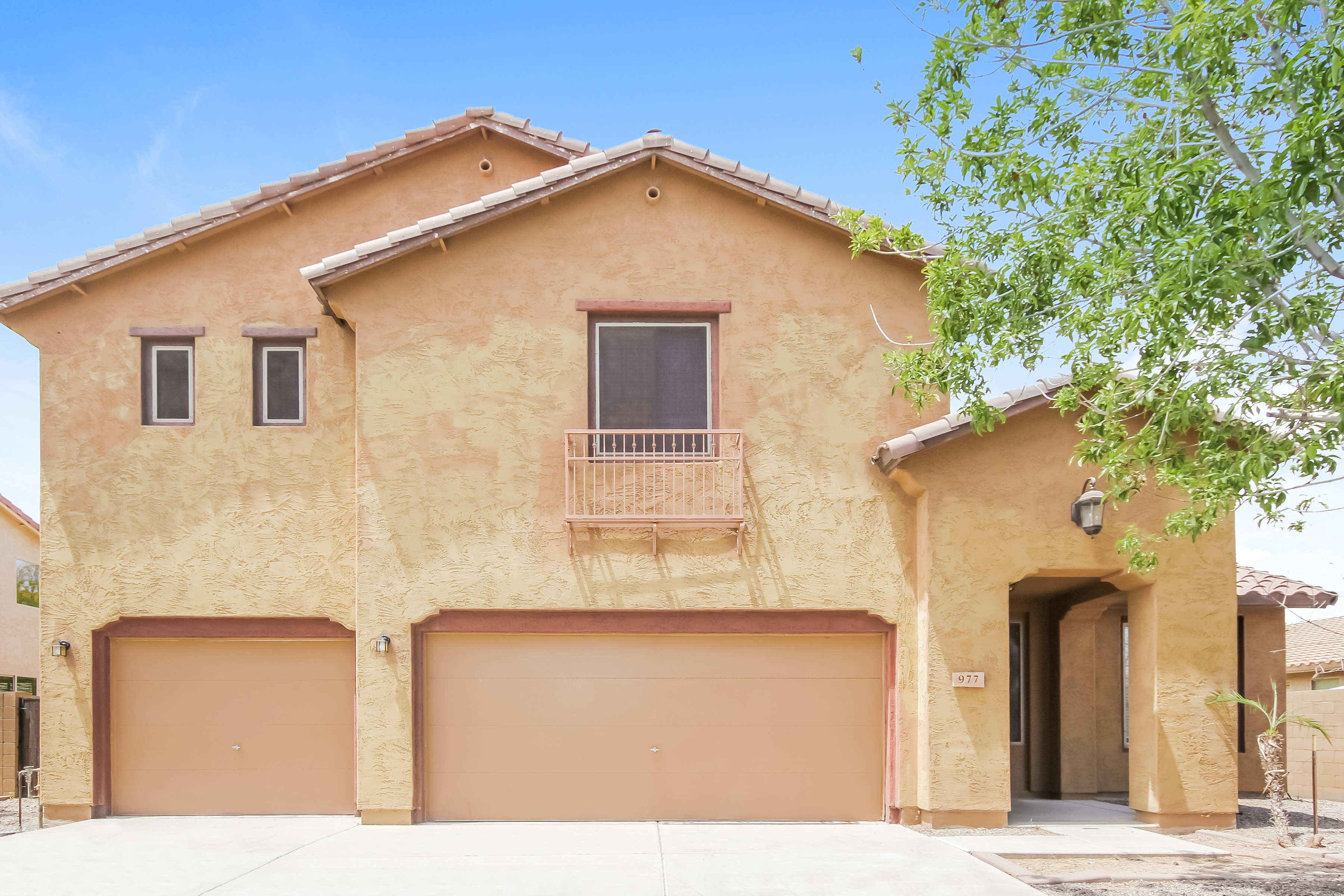 977 W Jersey Way photo 2
